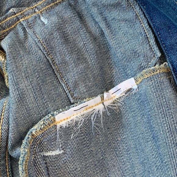Levi’s Original Trucker Denim Jean Jacket - Picture 7 of 10
